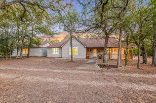 189 Shady Oaks Loop, Cedar Creek, TX 78612 - Photo 2