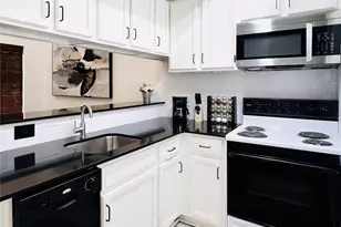 2815 Rio Grande St, Austin, TX 78705 - Photo 4