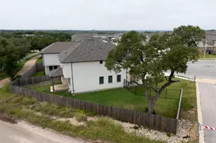 180 MacArthur Dr, Leander, TX 78641 - Photo 24