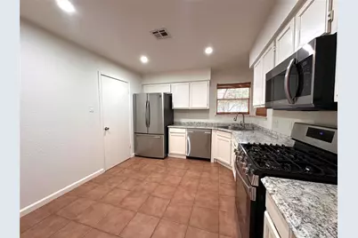 2711 Wilcrest Drive, Austin, TX 78748 - Photo 8