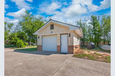 493 Chimney Cove Drive, Marble Falls, TX 78654 - Photo 36