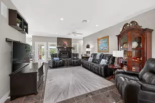 493 Chimney Cove Dr, Marble Falls, TX 78654 - Photo 4