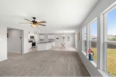 117 W Point Way, Elgin, TX 78621 - Photo 8