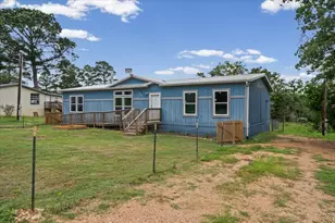 126 Cherokee Cir, Smithville, TX 78957 - Photo 32