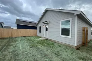 147 Gabbro Gdns, Maxwell, TX 78656 - Photo 6