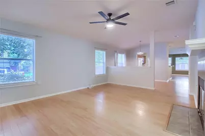 1100 Emmitt Run, Austin, TX 78721 - Photo 8