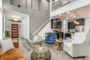 2204 Montague St, Austin, TX 78741 - Photo 2