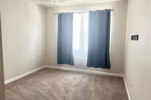 6814 E Riverside Dr, Austin, TX 78741 - Photo 20