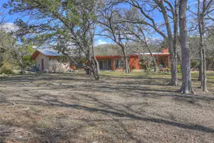 211 Bunnyrun Ln, San Marcos, TX 78666 - Photo 32