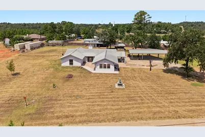114 Pinedale Drive, Bastrop, TX 78602 - Photo 2