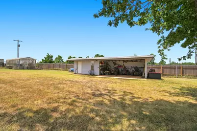 114 Pinedale Drive, Bastrop, TX 78602 - Photo 34