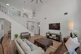 12329 Pleasant Hill Ct, Austin, TX 78738 - Photo 6