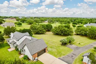 121 Lakewood Trail, Leander, TX 78641 - Photo 4