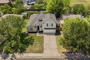 824 Brandi Cir, Kyle, TX 78640 - Photo 4
