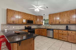 297 Robins Way, Wimberley, TX 78676 - Photo 10