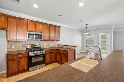 2505 Rusk Court, Round Rock, TX 78665 - Photo 4