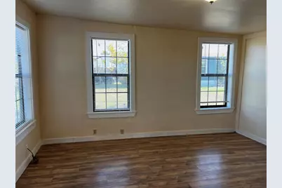 102 E Carrie Manor Street, Manor, TX 78653 - Photo 4