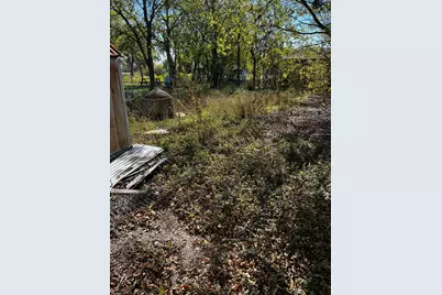 102 E Carrie Manor Street, Manor, TX 78653 - Photo 2