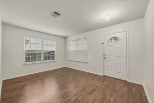 109 Comal Cove, Elgin, TX 78621 - Photo 4