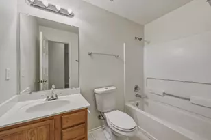 109 Comal Cove, Elgin, TX 78621 - Photo 30
