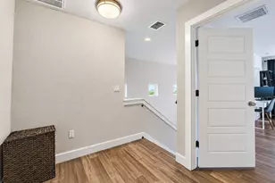 602 Bernstein St, Austin, TX 78745 - Photo 14