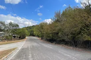 2005 Highland Dr, Copperas Cove, TX 76522 - Photo 1