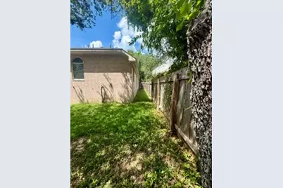 12521 Canyon Glen Drive, Austin, TX 78732 - Photo 18
