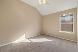 305 Plumbago Dr, Pflugerville, TX 78660 - Photo 32