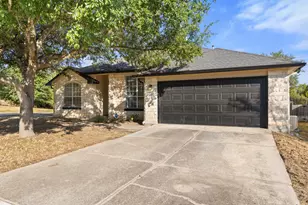 305 Plumbago Dr, Pflugerville, TX 78660 - Photo 1
