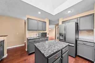 6700 Carisbrooke Ln, Austin, TX 78754 - Photo 10