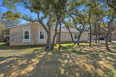 712 Ruby Isle Drive, Leander, TX 78641 - Photo 2