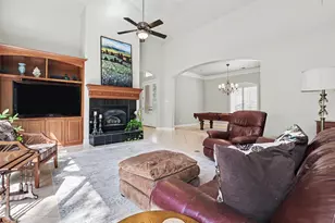 33 Meadows End, Georgetown, TX 78628 - Photo 10