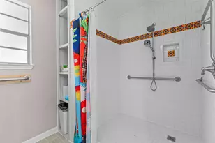 102 N Austin St, Buda, TX 78610 - Photo 28