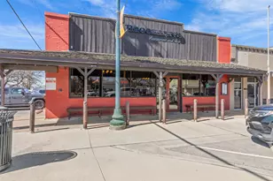 102 N Austin St, Buda, TX 78610 - Photo 40