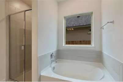 205 Rosebush Drive, Liberty Hill, TX 78642 - Photo 18