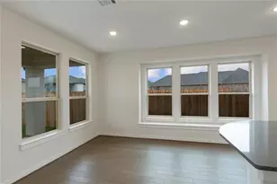 205 Rosebush Dr, Liberty Hill, TX 78642 - Photo 10