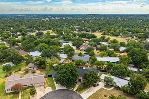 419 Candlelight Cir, Fredericksburg, TX 78624 - Photo 38