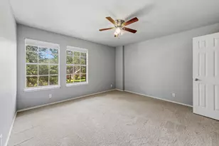 2402 Sparrow Dr, Round Rock, TX 78681 - Photo 32