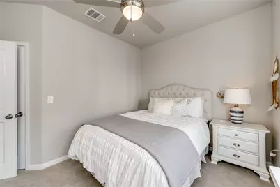 1405 Hyde Street, Austin, TX 78741 - Photo 24