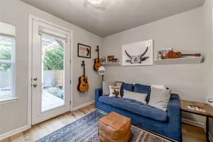 1405 Hyde St, Austin, TX 78741 - Photo 28