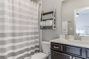 1405 Hyde St, Austin, TX 78741 - Photo 26