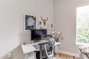 1405 Hyde St, Austin, TX 78741 - Photo 16