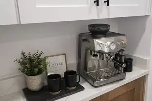 2110 Magazine St, Austin, TX 78727 - Photo 22