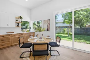 2110 Magazine St, Austin, TX 78727 - Photo 10