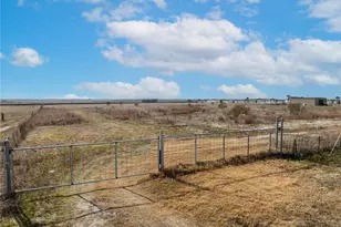 824 Co Rd 451, Coupland, TX 78615 - Photo 4