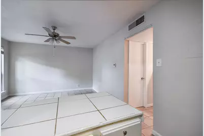 1000 W 26th Street #102, Austin, TX 78705 - Photo 14