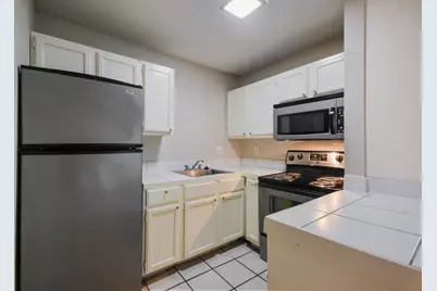 1000 W 26th Street #102, Austin, TX 78705 - Photo 4
