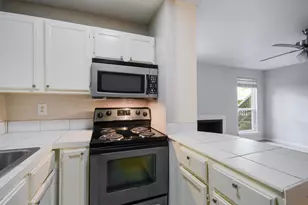 1000 W 26th St, Austin, TX 78705 - Photo 4