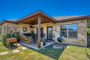 412 Jake Dr, Jarrell, TX 76537 - Photo 36