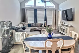 17405 Hattie Trce, Austin, TX 78738 - Photo 4